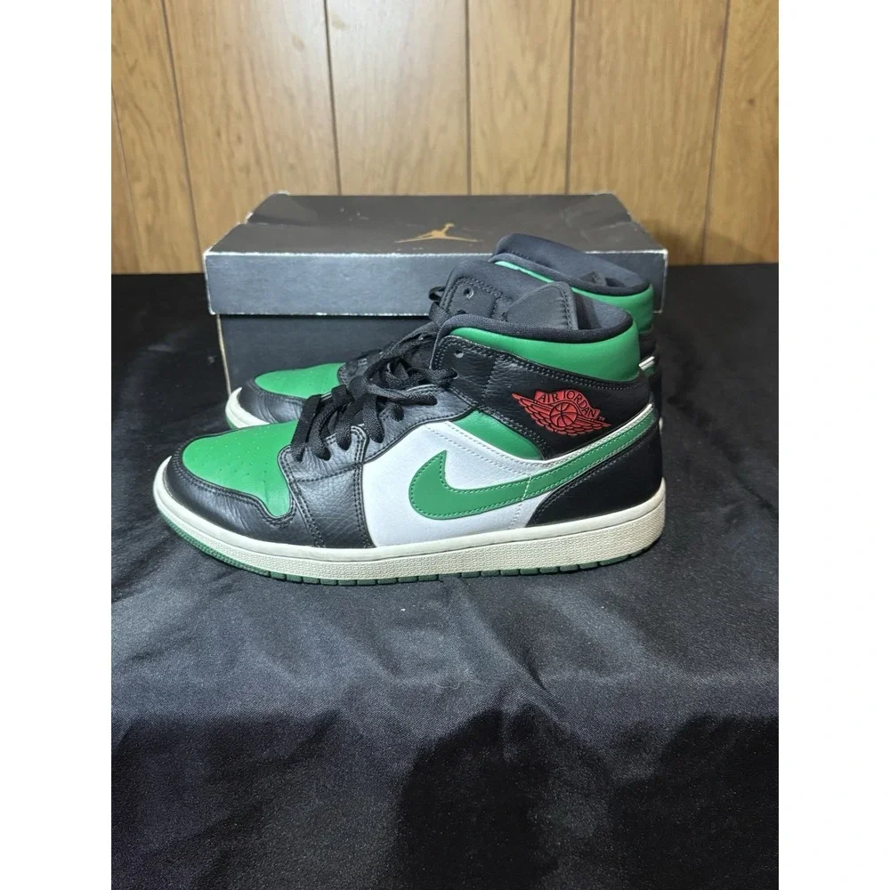Men's Size 9 Air Jordan 1 Mid With Original Box